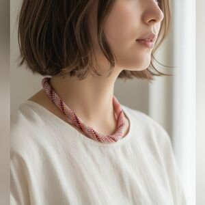 NWT Elegant Pink and Purple Delica Beaded Necklace